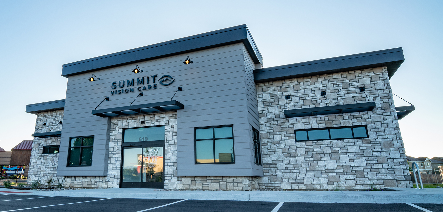 Summit Vision Care Exterior of Building